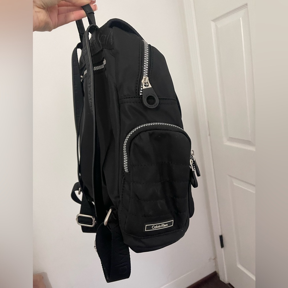 Calvin Klein backpack - Picture 4 of 9